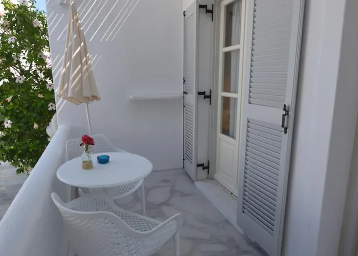 Melissa Guest house Naousa (Paros)