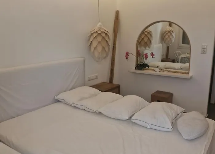 Melissa 3* Naousa (Paros)